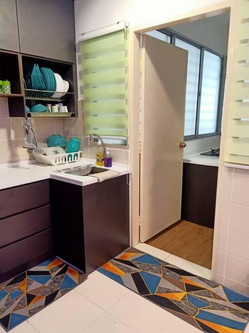 Debayu Homestay With Free Parking At Setia Alam Shah Alam Esterno foto